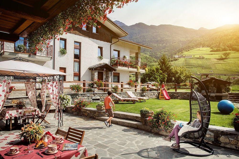 Отель Relais Du Berger Грессан Экстерьер фото