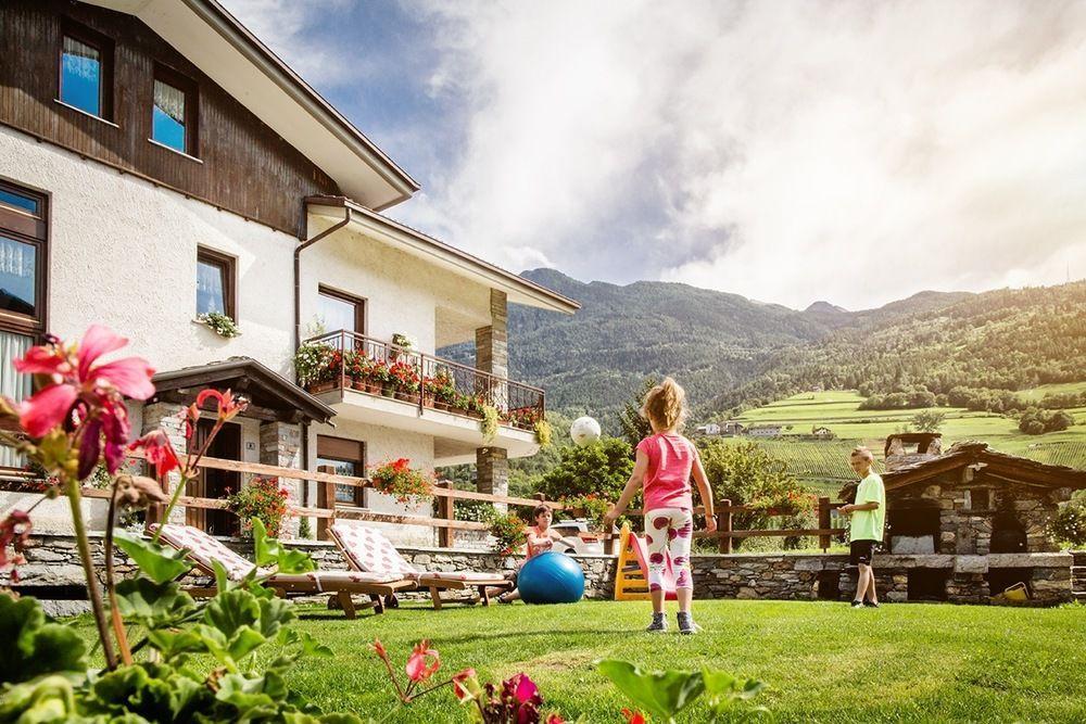 Отель Relais Du Berger Грессан Экстерьер фото