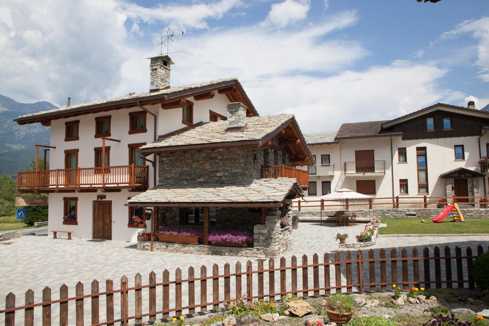 Отель Relais Du Berger Аоста Экстерьер фото